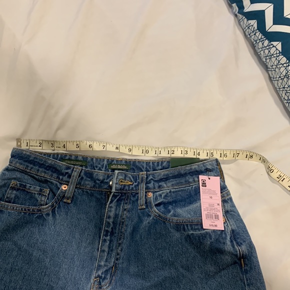 Shorts from Target. NWT. Never worn. Size 10 - Picture 4 of 6